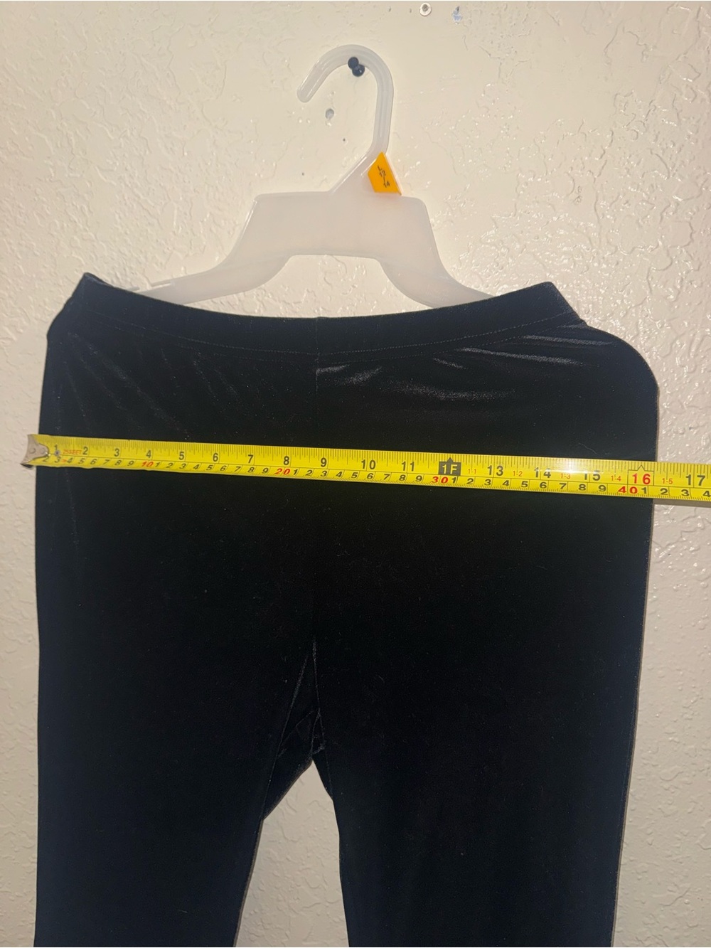 Black velvet leggings for going out